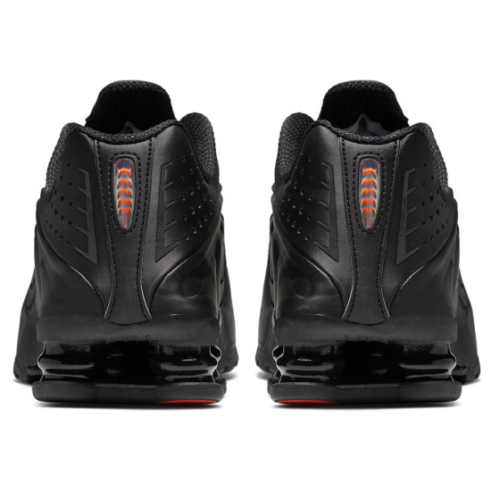 Nike Shox R4